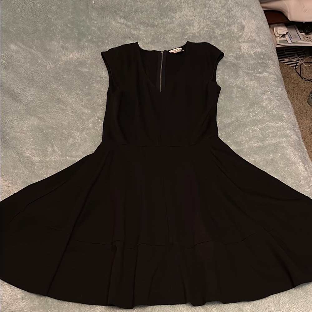 Little Black Dress - Full skirt